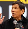 Duterte foi preso pela polícia no aeroporto de Manila logo após chegar de Hong Kong  Foto: Getty Images / BBC News Brasil