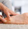 Fascite plantar: entenda as causas e como eliminar a dor / Foto Shutterstock  Foto: Saúde em Dia