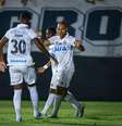 Foto: Lucas Uebel/Grêmio - Legenda: Braithwaite celebra o seu gol, o primeiro do Grêmio contra o Atlético-MG / Jogada10