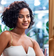 Bella Campos vive Maria de Fátima no remake de 'Vale Tudo'; Camila Pitanga interpreta a vilã Lola em 'Beleza Fatal'  Foto: Divulgação/Globo Reprodução/Max