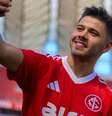  Foto: Divulgação / SC Internacional - Legenda: Romero chega ao Inter para ser uma alternativa a Alan Patrick / Jogada10