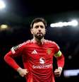 Carl Recine/Getty Images - Legenda: Bruno Fernandes foi o grande nome da goleada do Manchester United sobre a Real Sociedad  Foto: Jogada10
