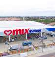 A empresa, que começou com uma pequena loja em Balsas, expandiu-se para diversos estados nordestinos, oferecendo uma ampla gama de produtos a preços competitivos e consolidando sua posição no mercado regional e nacional   Foto: Reprodução Grupo Mateus / Flipar