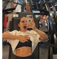 'Me senti pressionada a treinar': após mudar o corpo com treinos, Mel Maia expõe críticas por estar 'relaxada'.  Foto: Reprodução, Instagram/@melissamelmaia e @luaanvinicius / Purepeople