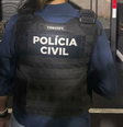 Funcionário da Polícia Civil de Goiás durante operação  Foto: Polícia Civil de Goiás / Divulgação