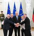 Presidente da Estônia, Alar Karis, da Polônia, Andrzej Duda, da Lituânia, Gitanas Nauseda, da Comissão Europeia, Ursula von der Leyen, e da Letônia, Edgars Rinkevics em 9 de fevereiro de 2025  Foto: Getty Images / BBC News Brasil