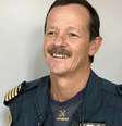 O piloto James O'Connell morreu no acidente  Foto: Reprodução/Facebook