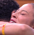 Rivais no BBB25 se abraçam após Sincerão  Foto: Reprodução/TV Globo