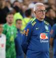 Dorival Jr na partida entre Brasil e Argentina nas Eliminatórias da Copa  Foto: Daniel Jayo/Getty Images