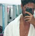 Ângelo Rodrigues, o ator que será Martin em 'Vale Tudo', quase perdeu a vida paós injeção nas nádegas.  Foto: Reprodução/Instagram / Purepeople
