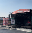 Montagem do palco do Lollapalooza 2025  Foto: Terra