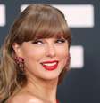 Taylor Swift é a 'primeira escolha' do Barcelona para estampar camisas em clássico contra Real Madrid  Foto: Reprodução/Getty Images