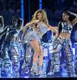 Shakira faz menções ao ex-marido em shows da nova turnê –  Foto: Reprodução/Instagram - Legenda: Shakira alfineta Piqué em novo show da turnê / Jogada10