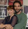 Humberto Carrão (Afonso) e Alice Wegmann (Solange) formam um dos casais românticos da novela  Foto: Manoella Mello/TV Globo