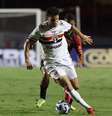  Foto: Rubens Chiri e Paulo Pinto/Saopaulofc.net - Legenda: Calleri vê pressão crescer no São Paulo / Jogada10