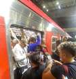 Estação Brás, que no final da tarde fica sempre lotada, ficou ainda pior com as chuvas no ABC.  Foto: Natan Freitas