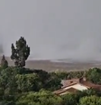 Porto Alegre tem chuva e ventos de 111 km/h; meteorologistas apuram se houve tornado  Foto: Reprodução/X/@peboletto