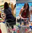 Morando em SP desde julho de 2022, Patrícia Poeta aderiu ao hábito de frequentar o mercado preferido das celebridades  Foto: Sala de TV
