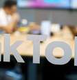 Amazon, Oracle e o fundador do OnlyFans são citados entre possíveis compradores da operação americana do aplicativo de vídeos TikTok  Foto: Getty Images / BBC News Brasil
