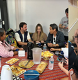 Angelia Jolie visita ONG em SP  Foto: Reprodução/cdhic_imigrante/Instagram
