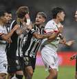 Brasileirão vive o caos com arbitragem na 2ª rodada   Foto: Pedro Vilela/Getty Images