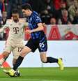 Michael Olise, do Bayern, contra a Inter na Champions  Foto: Peter Kneffel/picture alliance via Getty Images