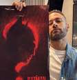Neymar mostra acessórios do Batman  Foto: Reprodução/Instagram/Neymar