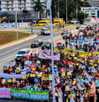 Indígenas manifestam em frente ao Congresso Nacional nesta quinta-feira, 10   Foto: Reprodução/Redes Sociais