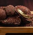 Ovo de Páscoa de brigadeiro  Foto: DihandraPinheiro | Shutterstock / Portal EdiCase