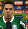 -  Foto: Reprodução - Legenda: Paulinho estreou pelo Palmeiras com vitória no dérbi contra o Corinthians / Jogada10