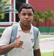  Foto: Nicholas Rodrigues/FFC - Legenda: Wesley Natã (esq.) projeta duelo do Fluminense contra o Santos / Jogada10