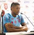  Foto: Adriano Fontes/Flamengo - Legenda: Bruno Henrique deve ficar como opção no banco de reservas diante do Juventude / Jogada10