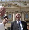 O argentino Jorge Bergoglio foi o primeiro papa latino-americano.  Foto: AP - Andrew Medichini / RFI