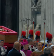 Caixão com o corpo do papa Francisco chega à Basílica de São Pedro  Foto: Reprodução/Vatican News