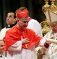Angelo Becciu e o papa Francisco durante cerimônia religiosa   Foto: Franco Origlia / Getty Images
