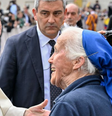 Francisco e a irmã Jeanningros construíram uma forte relação de amizade, que surgiu a partir de uma reclamação da freira  Foto: Getty Images / BBC News Brasil