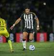  Foto: Pedro Souza / Atlético - Legenda: Hulk em ação contra o Mirassol. Atavante leva amrelo e diz que ojuiz recomnheceu que errou / Jogada10