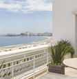 Detalhe da varanda com vista para o mar na suíte presidencial do Copacabana Palace  Foto: Reprodução