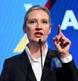 Alice Weidel, líder do partido Alternativa por Alemania, considerou a decisão 'um sério golpe contra a democracia alemã'  Foto: Reuters / BBC News Brasil