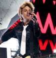 None  Foto: Billie Joe Armstrong, do Green Day ( Kevin Mazur/Getty Images for Coachella) / Rolling Stone Brasil