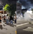 Polícia Militar usou bombas de gás lacrimogênio para dispersar multidão do lado de fora do estádio  Foto: Reprodução/Redes sociais