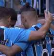  Foto: Reprodução/Premiere - Legenda: Gremistas celebram o gol do Grêmio vence o Santos e deixa o Z4 do Brasileirão / Jogada10