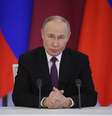 Sob o governo de Vladimir Putin, celebrações do Dia da Vitória se tornaram maiores e mais importantes  Foto: Getty Images / BBC News Brasil