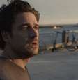 Onde assistir a Maré Alta, drama gay com Marco Pigossi?  Foto: Divulgação / Rolling Stone Brasil
