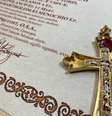 Crucifixo escolhido pelo novo papa simboliza devoção à missão espiritual  Foto: Reprodução/Vatican News