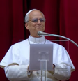 Papa Leão XIV fez sua primeira oração a fiéis na Praça de São Pedro  Foto: Reprodução/YouTube/Vatican News
