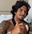 Gabriel Medina se recupera apos cirurgia no ombro  Foto: The Music Journal