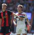 Huijsen (E) se destacou jogando pelo Bournemouth, da Inglaterra  Foto: Ryan Pierse/Getty Images / Jogada10