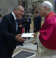 Geraldo Alckmin entrega convite para COP30 ao papa Leão XIV  Foto: Reprodução | Vatican Media