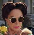 Joan Collins como Wallis Simpson no longa sobre o crepúsculo da polêmica Duquesa de Windsor  Foto: Divulgação - Rory Mulvey/John Gore Studios/PA)